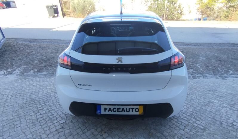 Peugeot e-208 completo
