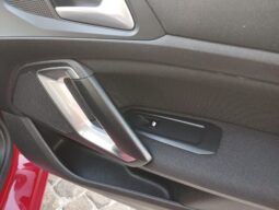 Peugeot 308 SW completo