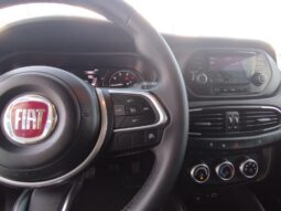 Fiat Tipo completo