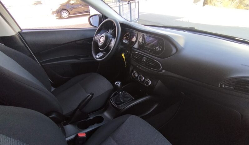 Fiat Tipo completo