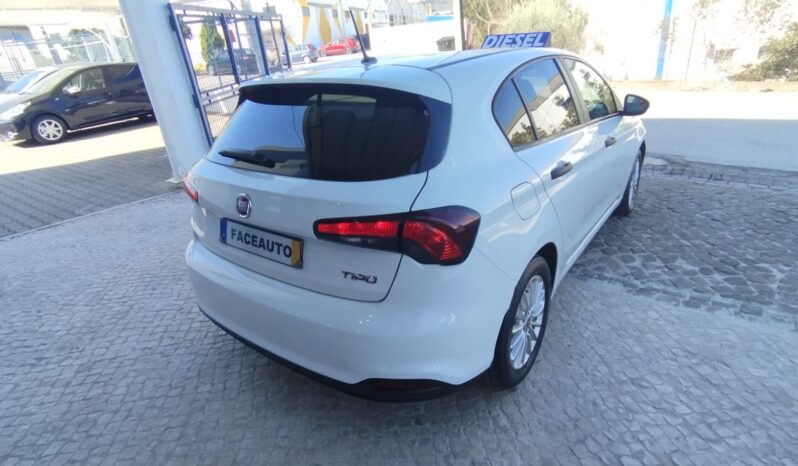 Fiat Tipo completo