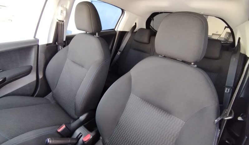 Peugeot 208 completo