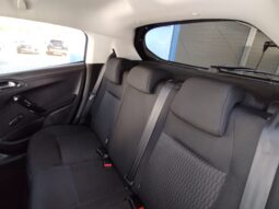 Peugeot 208 completo