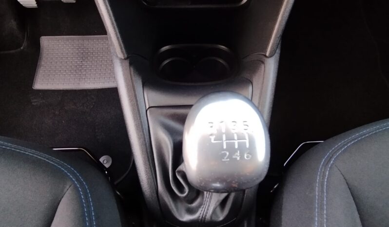 Peugeot 208 completo