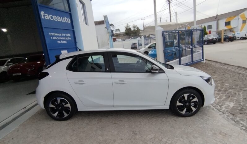 Opel e-Corsa completo