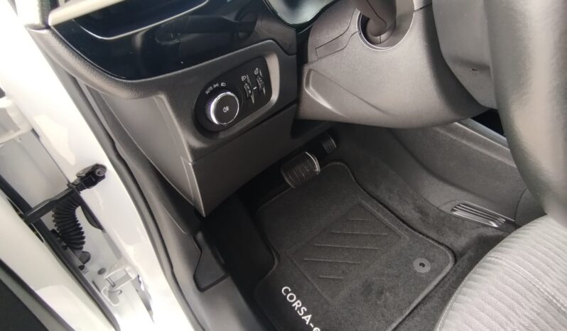 Opel e-Corsa completo