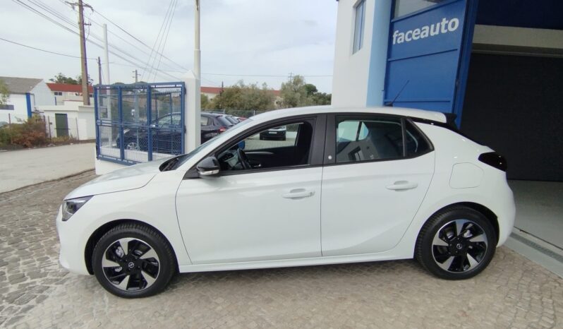 Opel e-Corsa completo