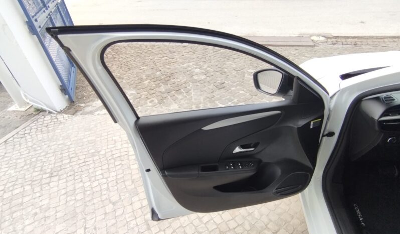 Opel e-Corsa completo