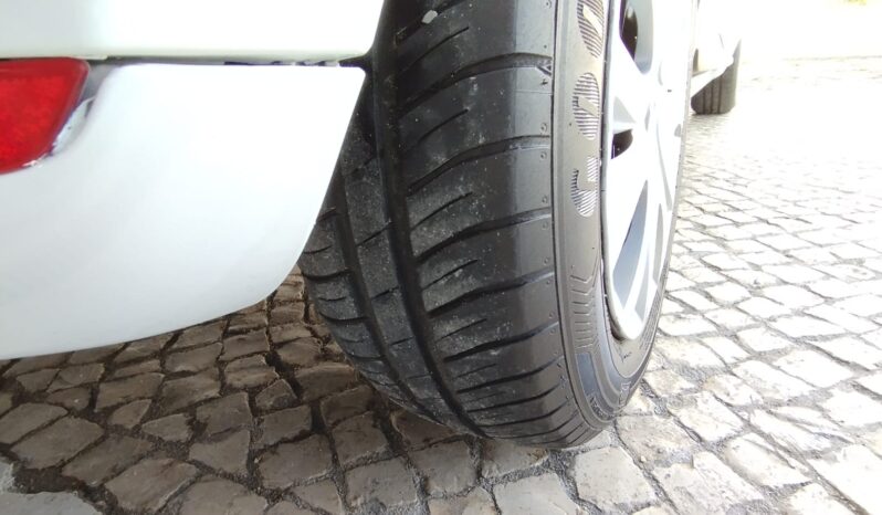 Renault Clio completo