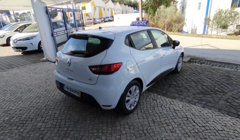 Renault Clio completo