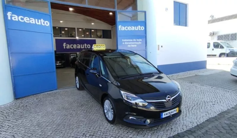 Opel Zafira completo