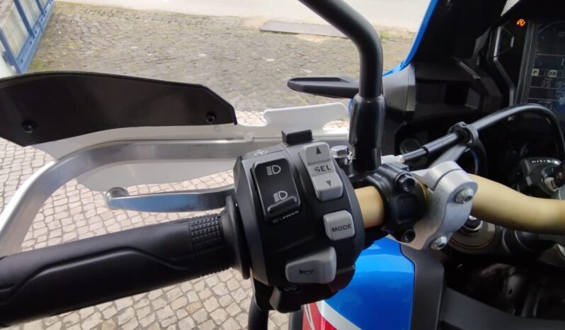 Honda Africa Twin completo