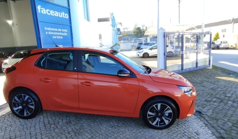 Opel Corsa-E completo