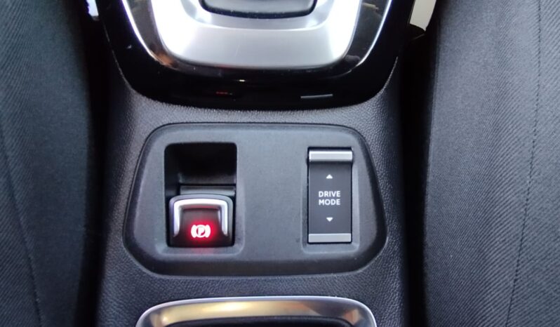 Opel Corsa-E completo