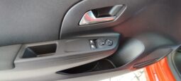 Opel Corsa-E completo