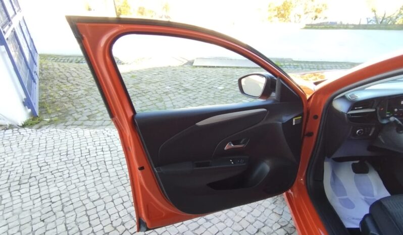 Opel Corsa-E completo