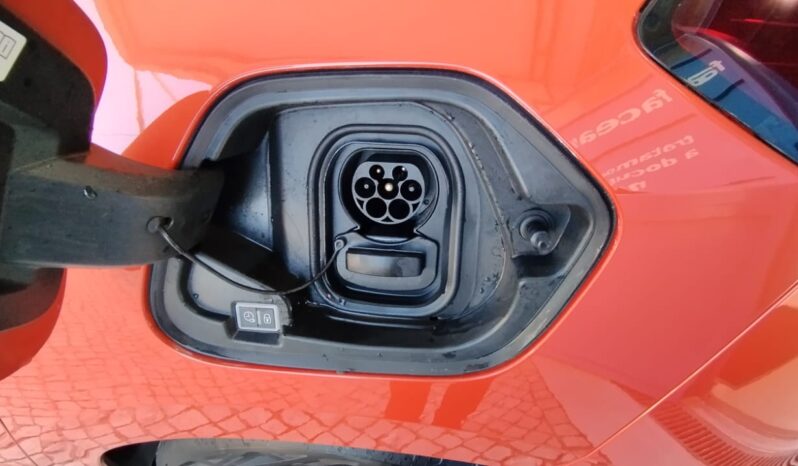Opel Corsa-E completo