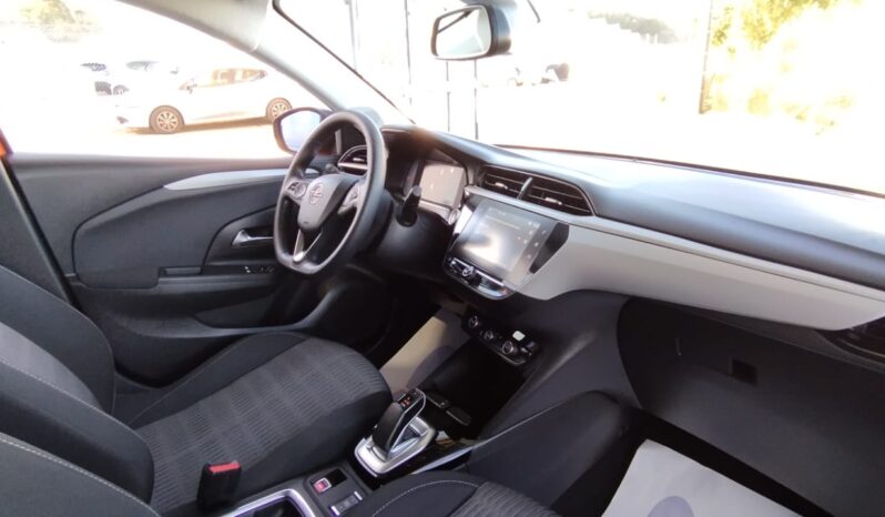 Opel Corsa-E completo
