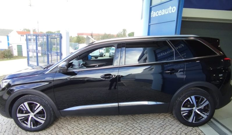 Peugeot 5008 completo