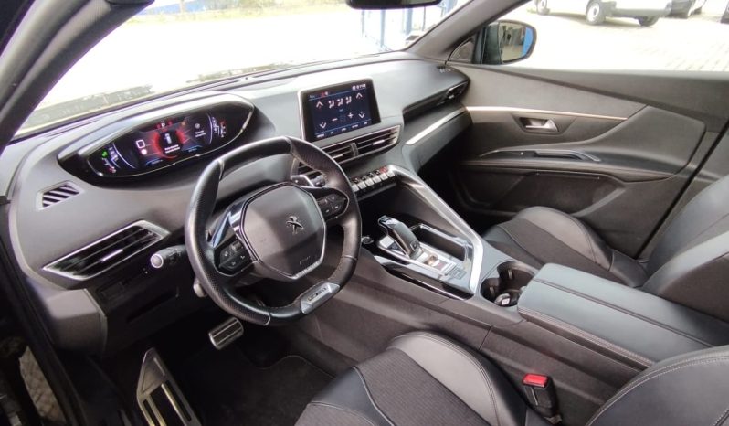 Peugeot 5008 completo