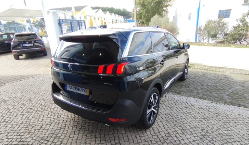 Peugeot 5008 completo