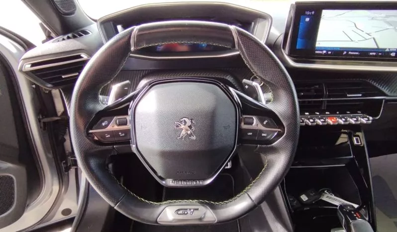 Peugeot 2008 GT completo