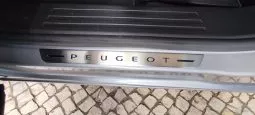 Peugeot 2008 GT completo