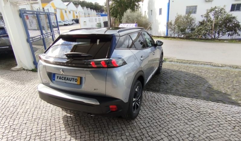 Peugeot 2008 GT completo