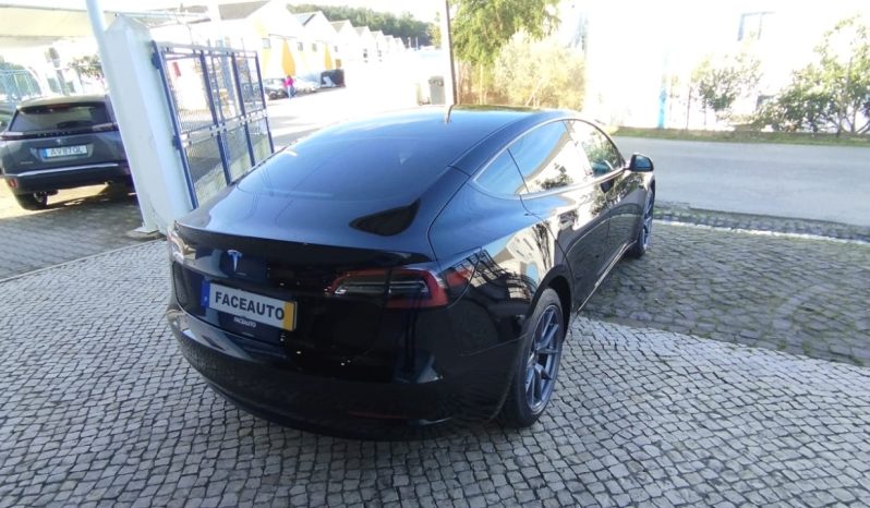 Tesla Model 3 completo