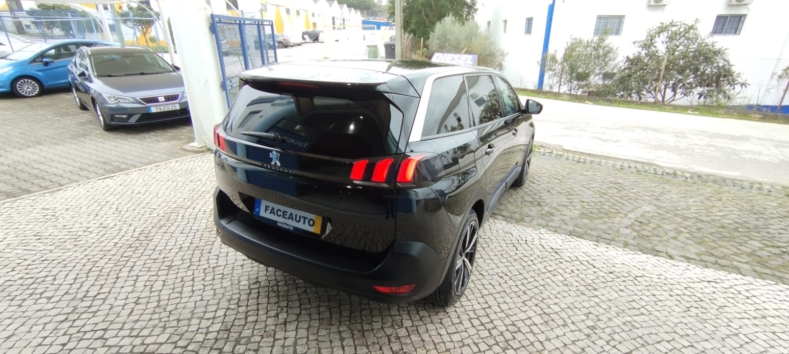 Peugeot 5008 CX Auto