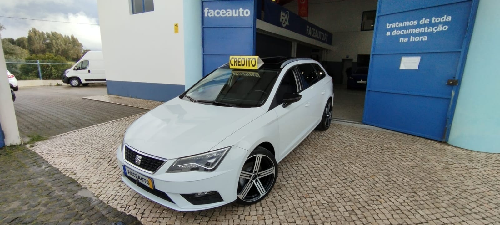 SEAT LEON ST