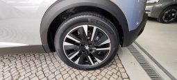 Peugeot e-2008 completo