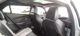 Peugeot e-2008 completo