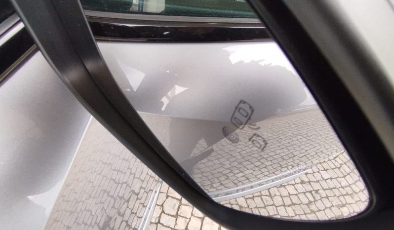 Peugeot e-2008 completo