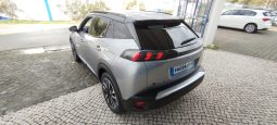 Peugeot e-2008 completo