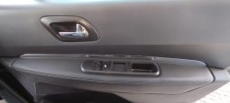 Peugeot 3008 cx Auto completo