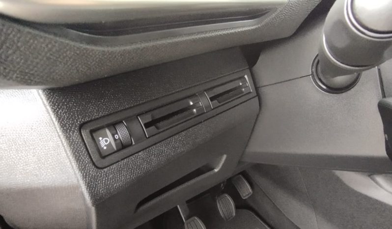Peugeot 3008 completo