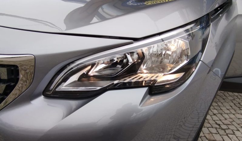 Peugeot 3008 completo