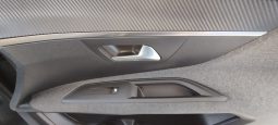 Peugeot 3008 completo