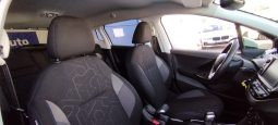 Peugeot 2008 completo