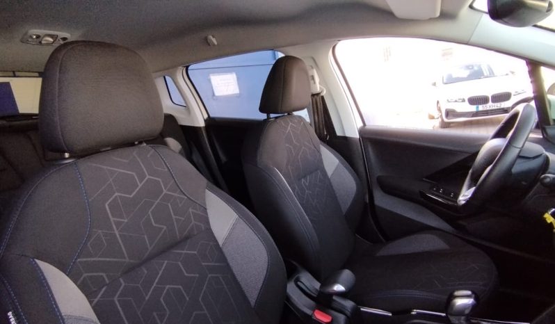 Peugeot 2008 completo