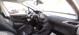 Peugeot 2008 completo