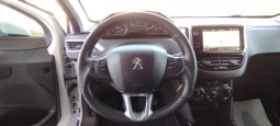 Peugeot 2008 completo