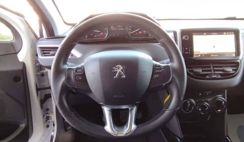 Peugeot 2008 completo