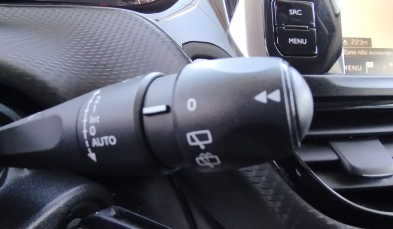 Peugeot 2008 completo