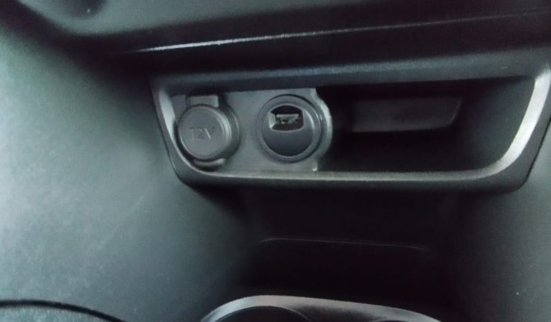 Peugeot 2008 completo