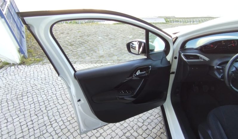 Peugeot 2008 completo