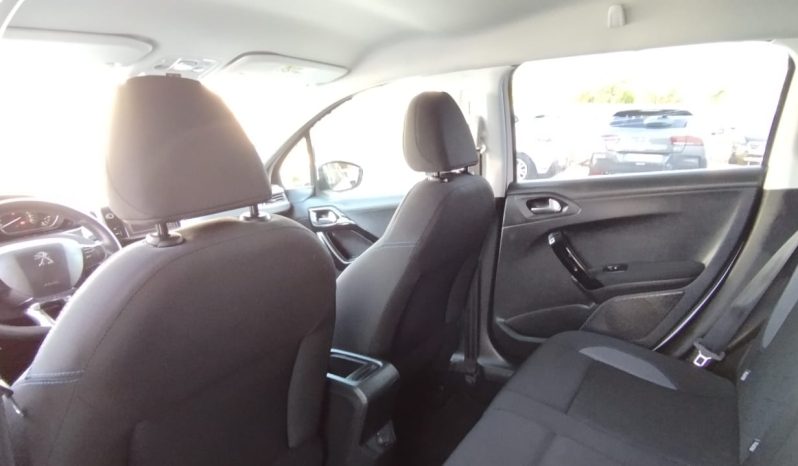 Peugeot 2008 completo