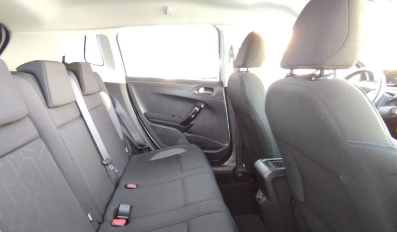 Peugeot 2008 completo