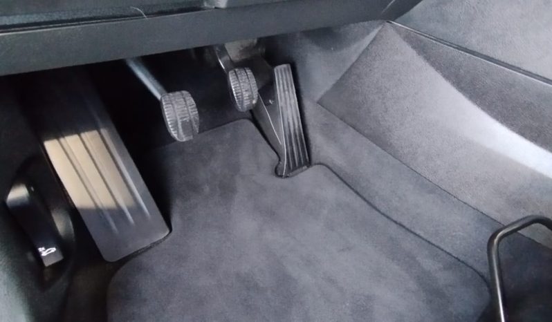 BMW 216d 7L completo